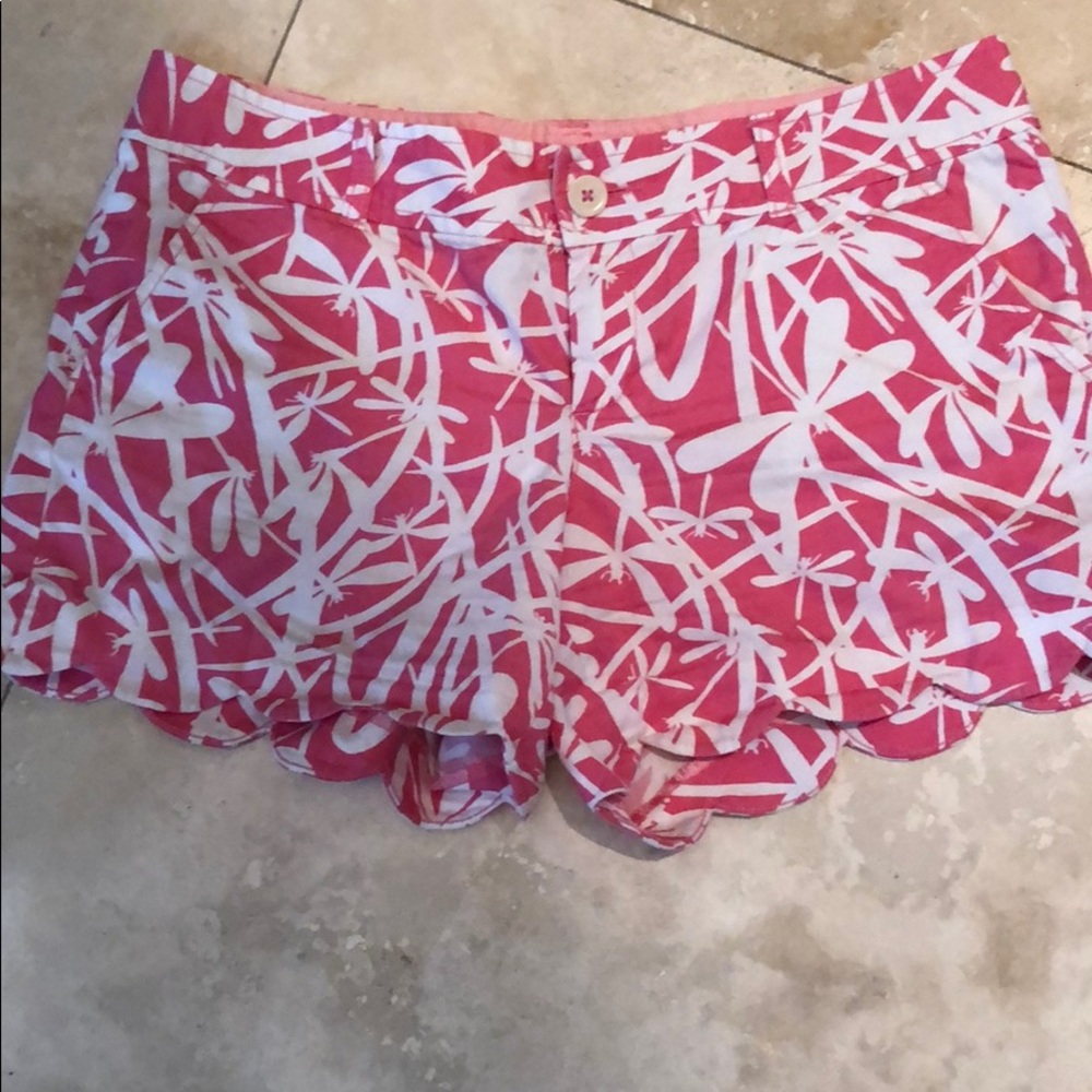 Lilly Pulitzer Pink and White Scallop Hem dragonfly Shorts